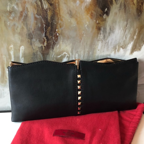 Rare Valentino Garavani Black Rockstud Clutch - Picture 2 of 8